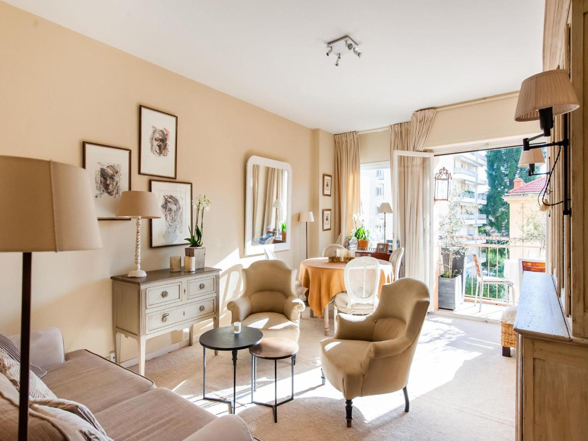Nice Apartment In Menton With Balcony Terrace ภายนอก รูปภาพ
