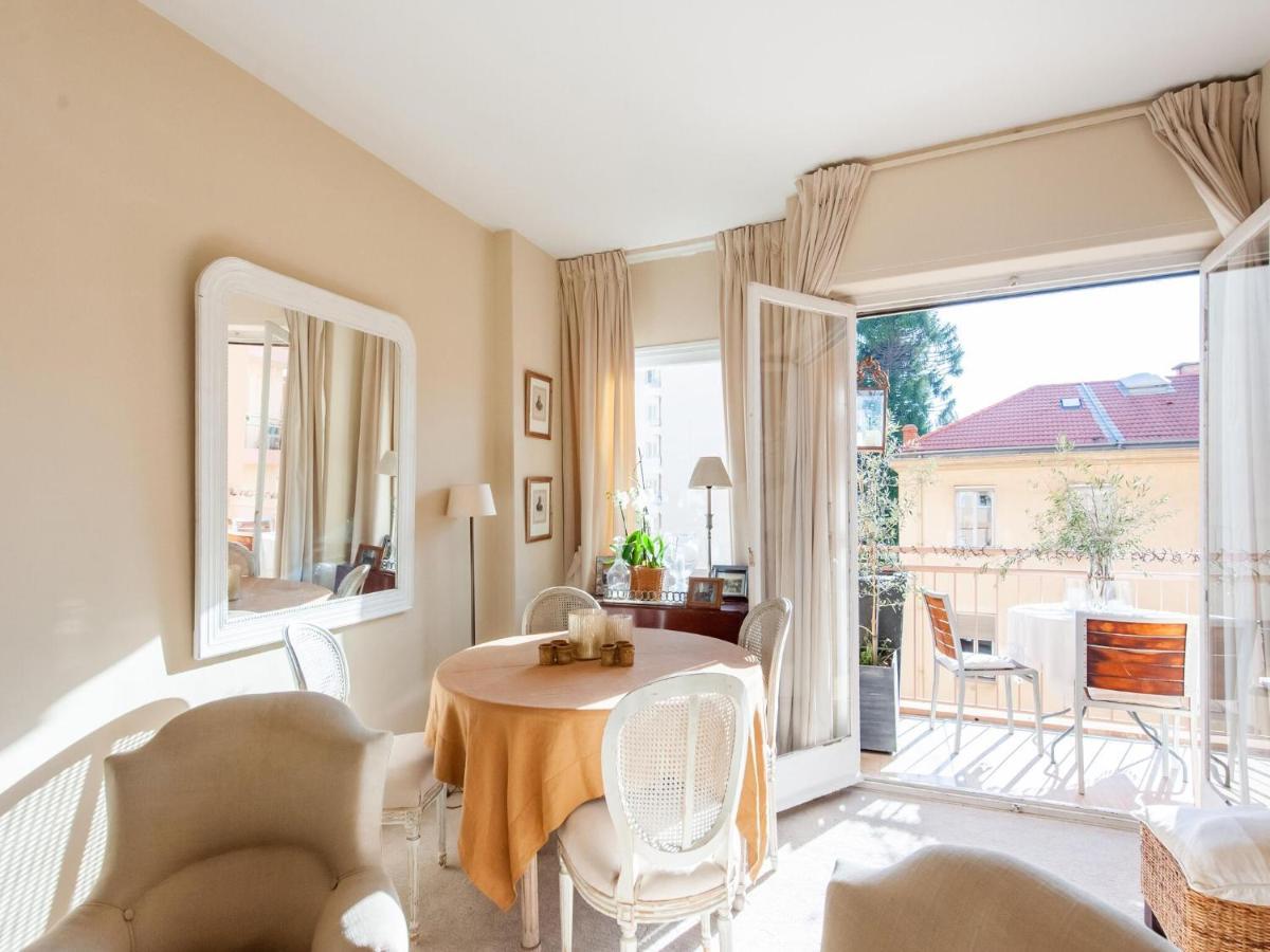 Nice Apartment In Menton With Balcony Terrace ภายนอก รูปภาพ
